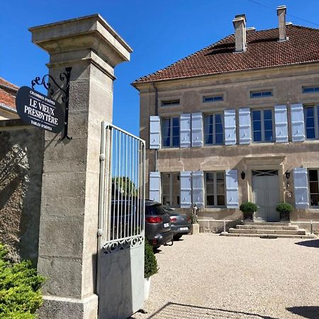 Le Vieux Presbytere Confracourt Exteriér fotografie