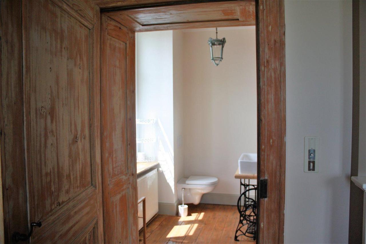 Le Vieux Presbytere Confracourt Exteriér fotografie